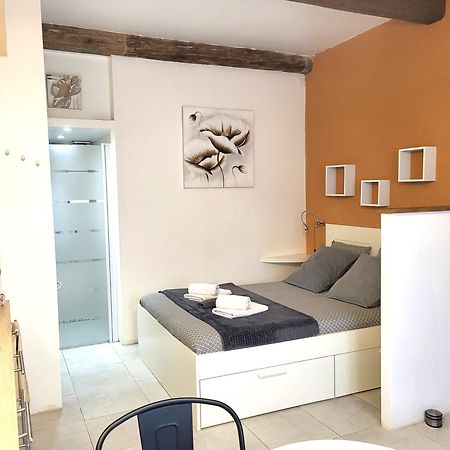 Ravissant Studio Uzès Екстериор снимка